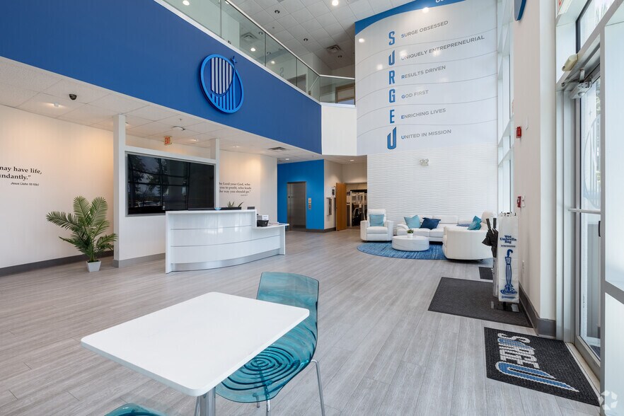 More Photos Of 2511 Corporate Way, Palmetto Light Distribution For Lease