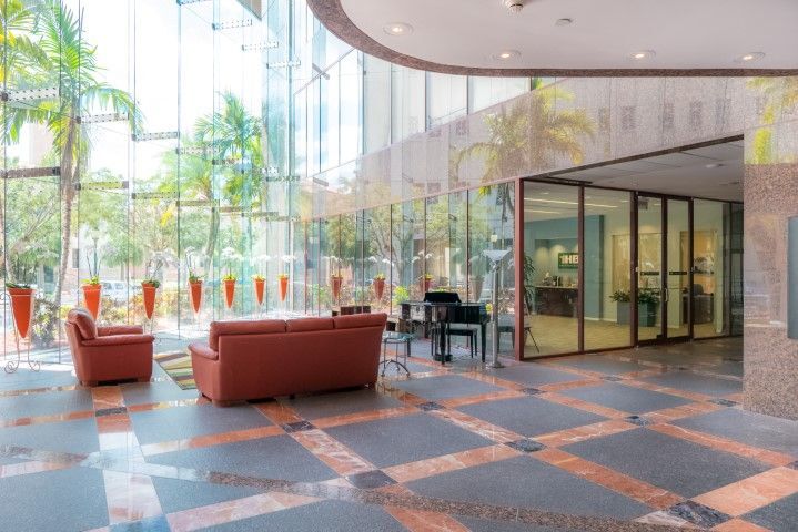 More Photos Of 2033 Main St, Sarasota Office For Lease