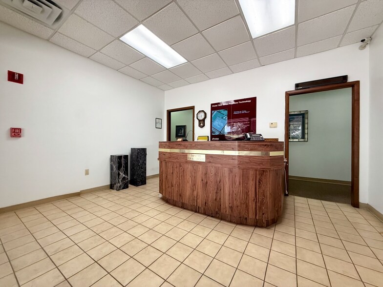 More Photos Of 4150 Kidron Rd, Lakeland Flex For Sale