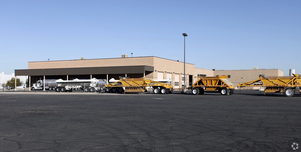 More Photos Of 2255 S 5370 W, West Valley City Service For Lease