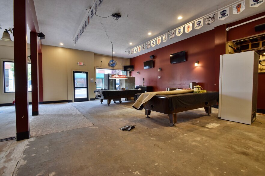 More Photos Of 47 W Main St, Geneva Storefront Retail Residential For Sale