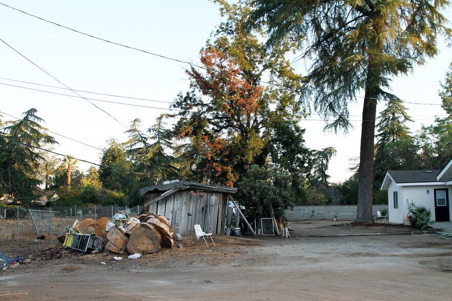 More Photos Of 1636 S Clovis Ave, Fresno Specialty For Sale