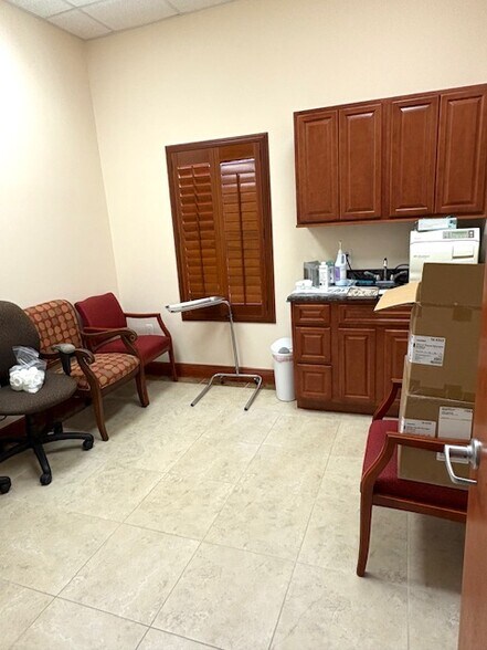 More Photos Of 1608 S Apollo Blvd, Melbourne Medical For Sale