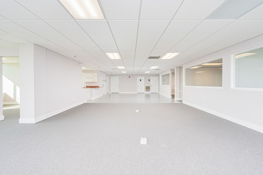 More Photos Of 55 Inlet Harbor Rd, Ponce Inlet Office Residential For Sale