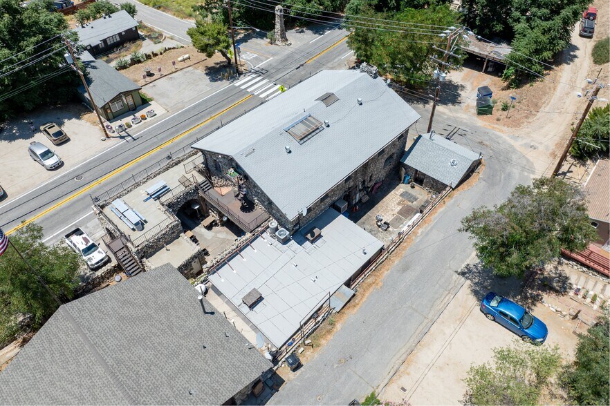 More Photos Of 17539 Elizabeth Lake Rd, Lake Hughes Hotel For Sale