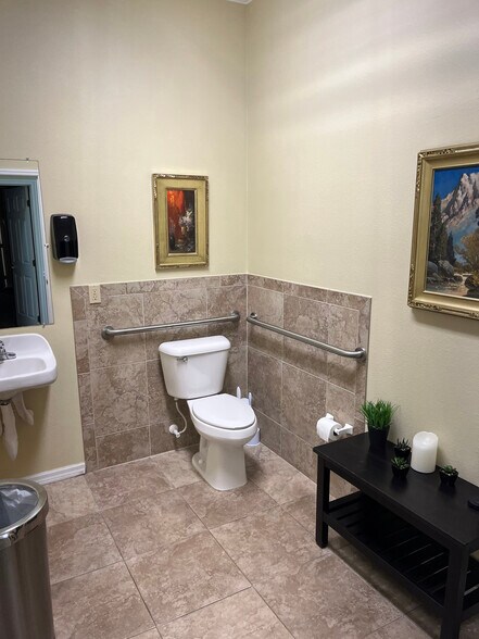 More Photos Of 2719 Letap Ct, Land O' Lakes Office Residential For Lease