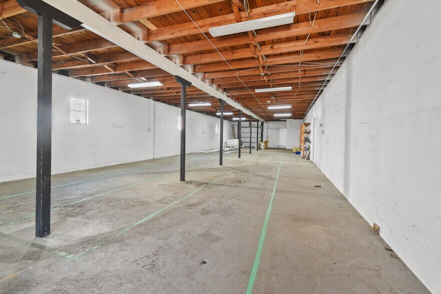 More Photos Of 3429 N Liberty St, Jacksonville Light Distribution For Lease