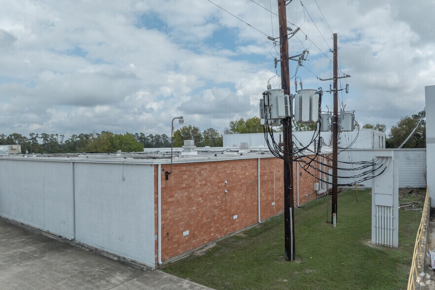 More Photos Of 142 Knobcrest Dr, Houston Refrigeration Cold Storage For Lease