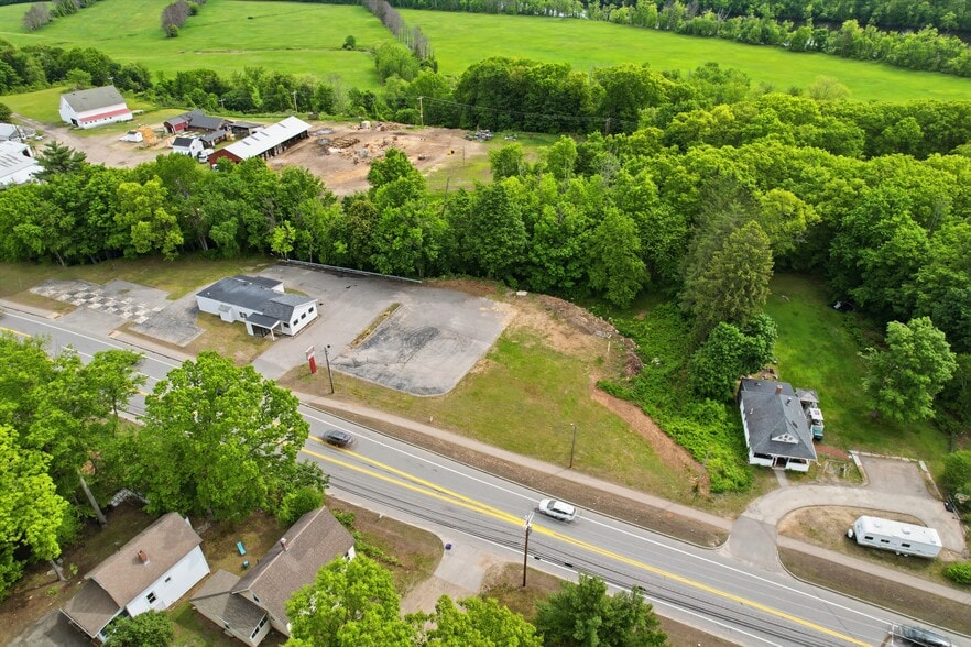More Photos Of 310 N State St, Concord Auto Dealership For Lease