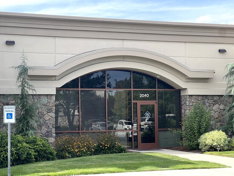 More Photos Of 2040 S Eagle Rd, Meridian Office For Sale