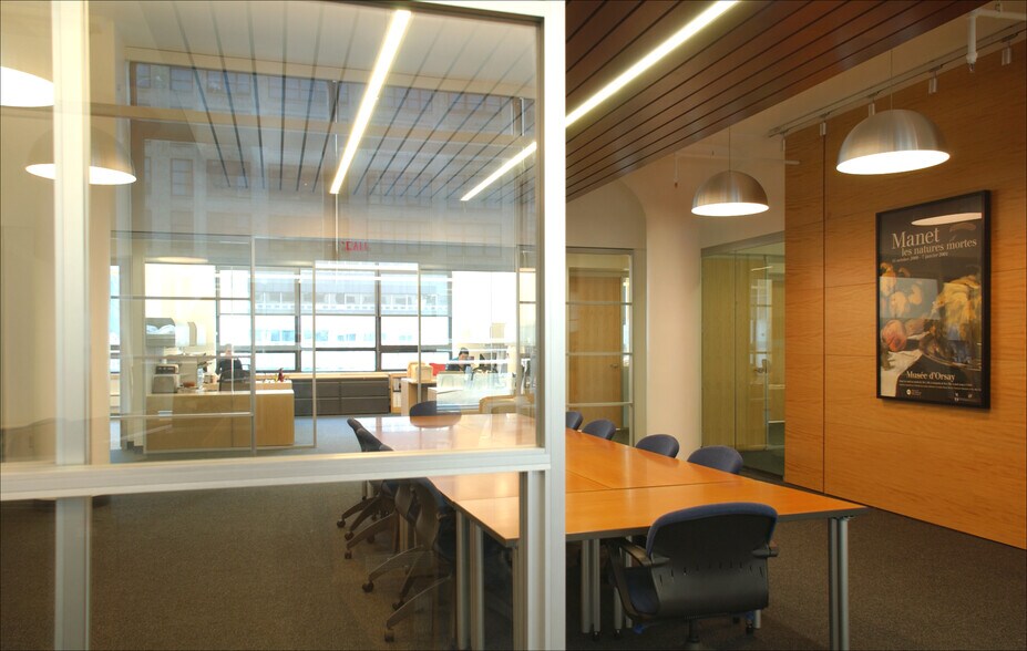 More Photos Of 305 E 47th St, New York Coworking Space