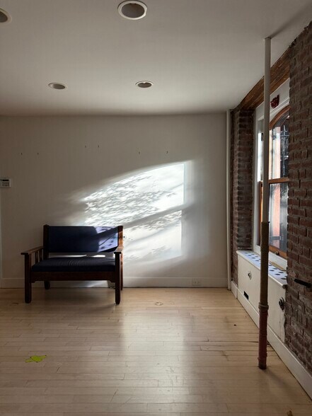 More Photos Of 15 Pierrepont St, Brooklyn Apartments For Lease