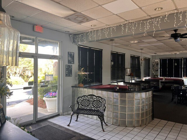 More Photos Of 5120 Ashley Phosphate Rd, North Charleston Restaurant For Sale