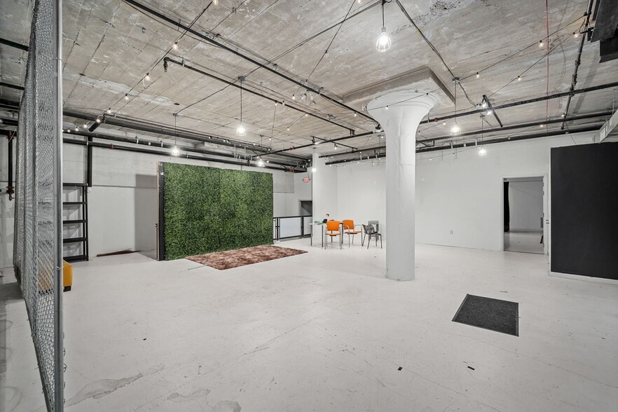 More Photos Of 511 N Garrison Ave, Saint Louis Office For Lease