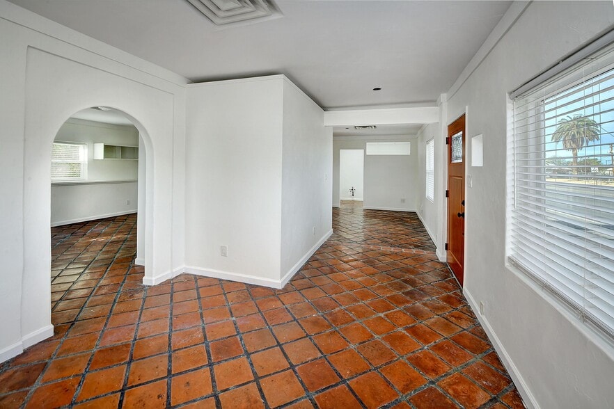 More Photos Of 3854 E Fort Lowell Rd, Tucson Freestanding For Sale