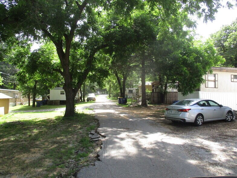 More Photos Of 1401 N Choctaw Rd, Choctaw Manufactured Housing Mobile Home Park For Sale