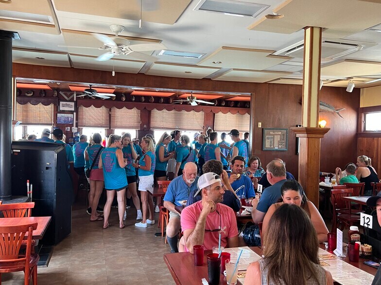 More Photos Of 236 S Bayview Dr, Strathmere Restaurant For Sale