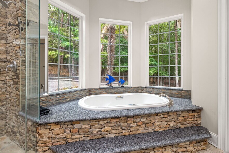 More Photos Of 2200 Martins Ford Rd, Dahlonega Specialty For Sale