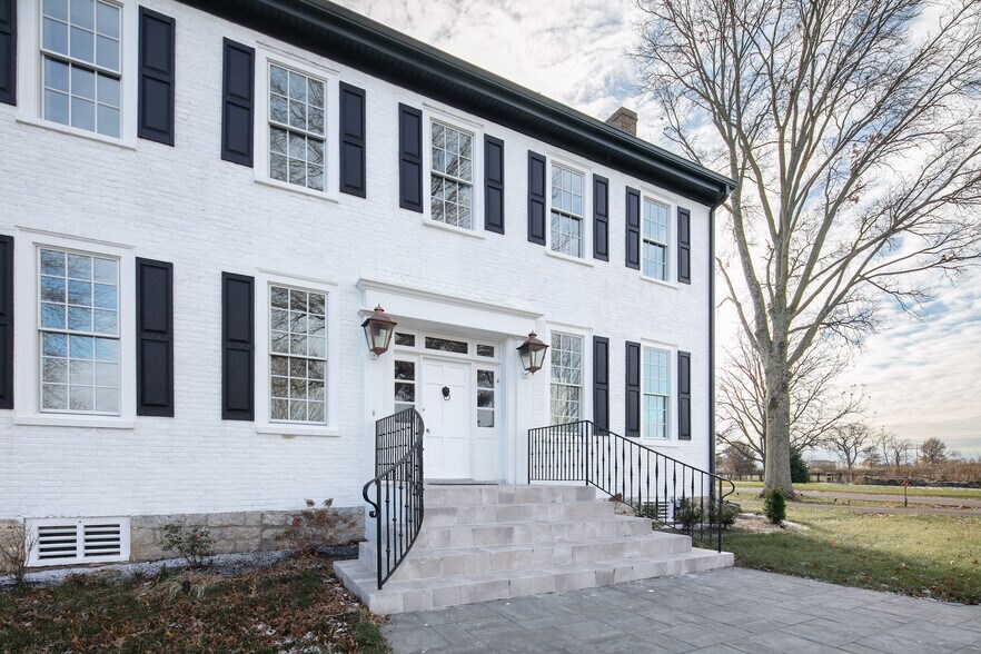 More Photos Of 1975 Georgetown Rd, Paris Lodge Meeting Hall For Sale