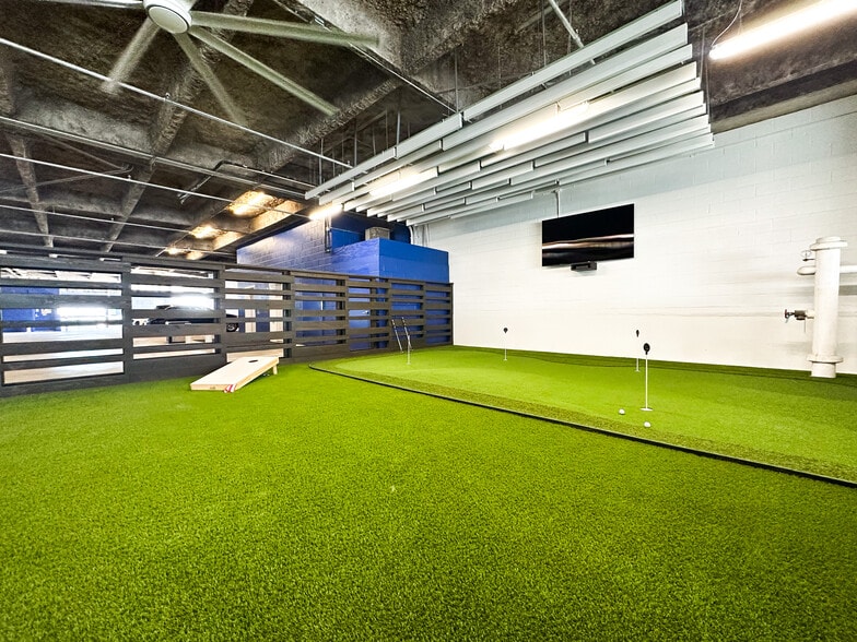 More Photos Of 4265 San Felipe St, Houston Office For Lease