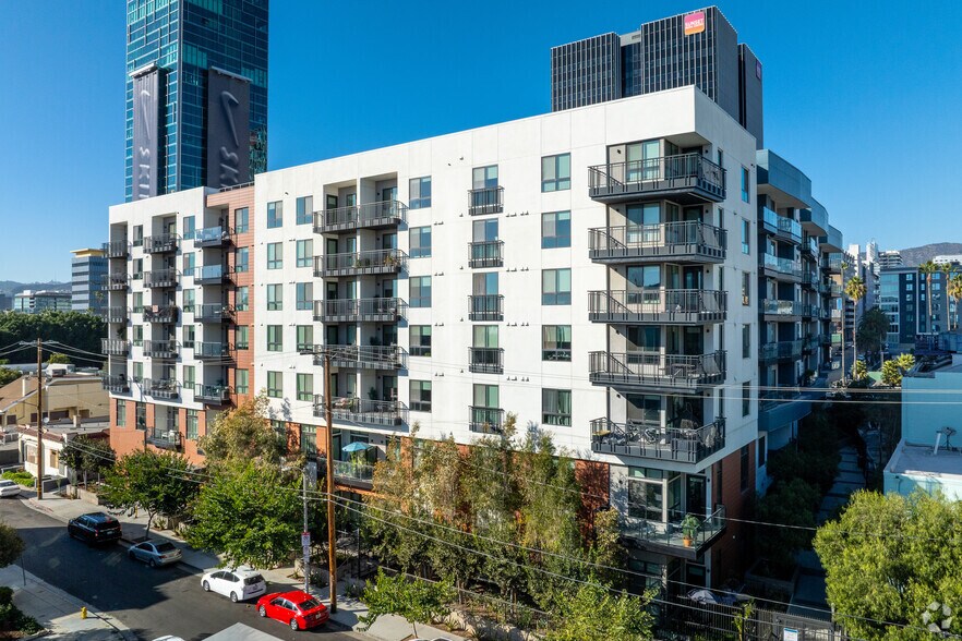 Primary Photo Of 6240 W Sunset Blvd, Los Angeles Apartments For Lease