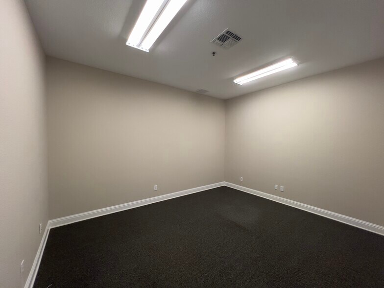 More Photos Of 2735 Wind River Ln, Denton Office For Lease
