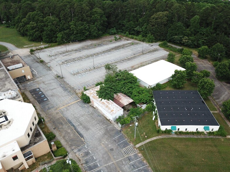 More Photos Of 60 Hospital, Newnan Office For Sale