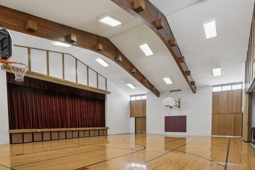 More Photos Of 4605 Westpoint Dr, West Valley City Religious Facility For Sale