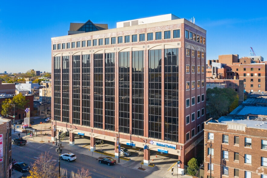 More Photos Of 3000 N Halsted St, Chicago Medical For Lease