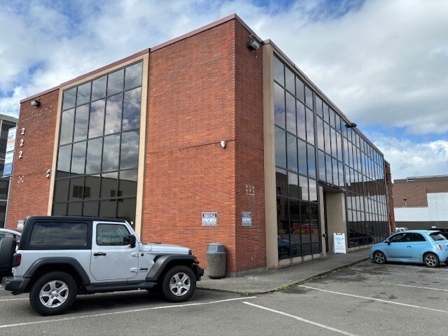 More Photos Of 222 Williams Ave S, Renton Office For Lease