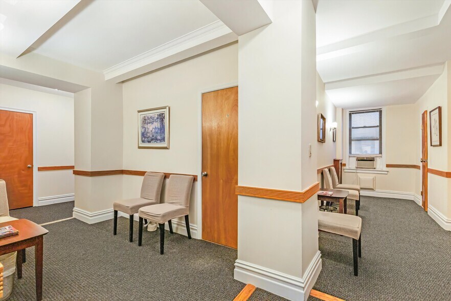 Primary Photo Of 1225 Park Ave, New York Apartments For Lease