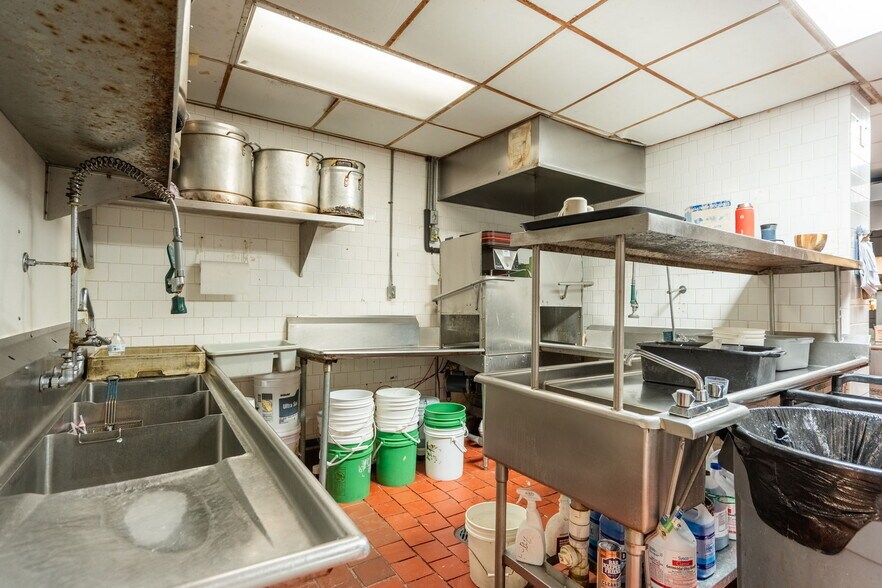 More Photos Of 3324 Lakeview Pky, Rowlett Restaurant For Sale