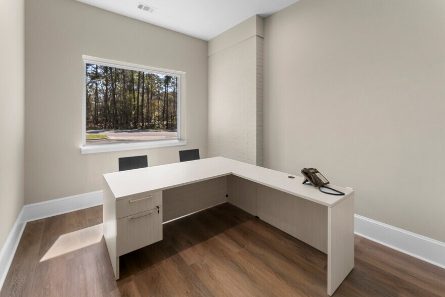 More Photos Of 710 Mall Blvd, Savannah Bank For Sale