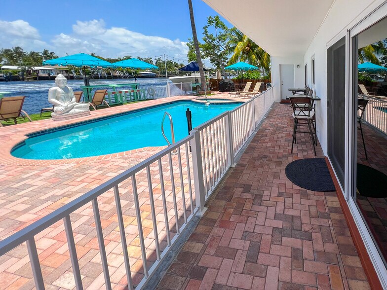 More Photos Of 605 S Riverside Dr, Pompano Beach Apartments For Sale