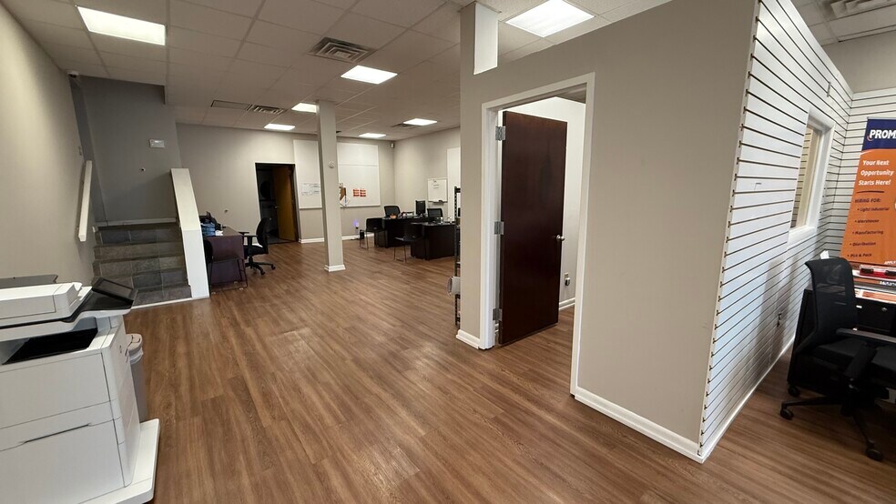 More Photos Of 480 Memorial Pky, Phillipsburg Flex For Lease