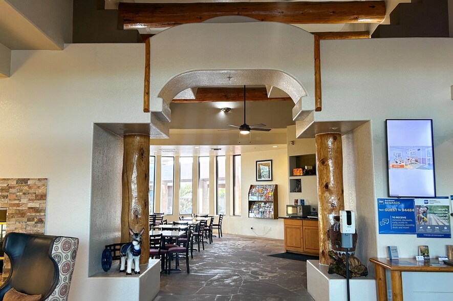 More Photos Of 1101 W Apache Trl, Apache Junction Hotel For Sale
