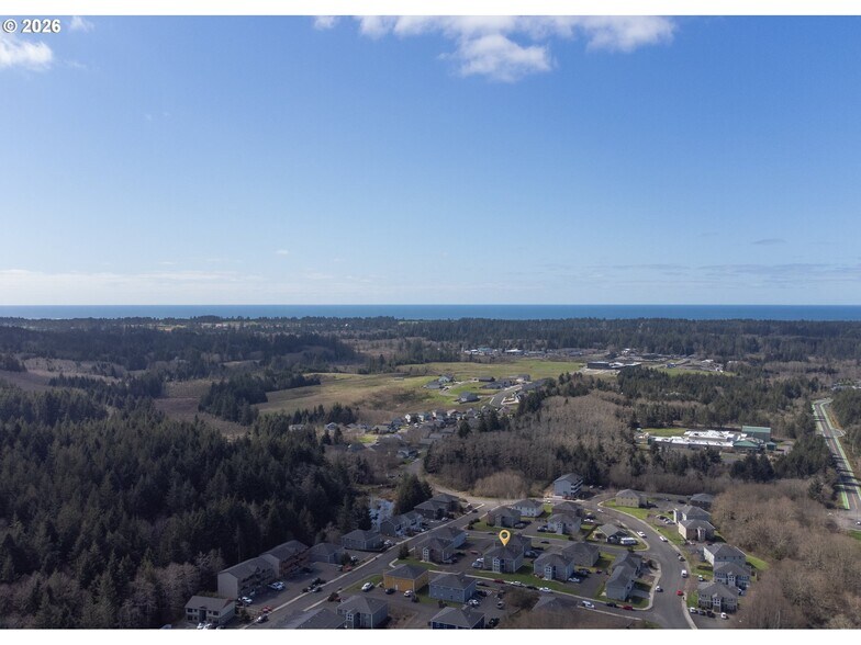 More Photos Of 2037 SE Huckleberry Ave, Warrenton Apartments For Sale