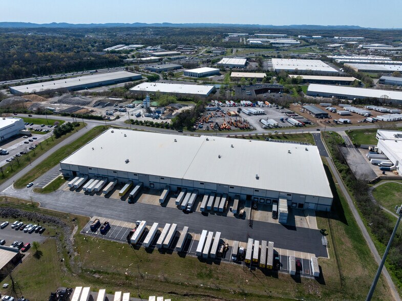 More Photos Of 421 Mason Rd, La Vergne Warehouse For Lease