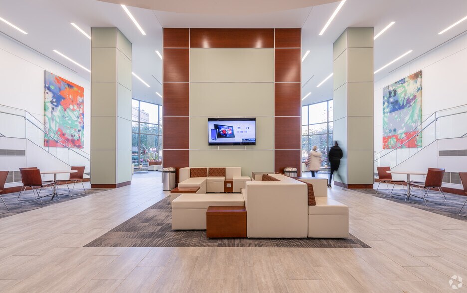 More Photos Of 1 Cabot Rd, Medford Office For Lease