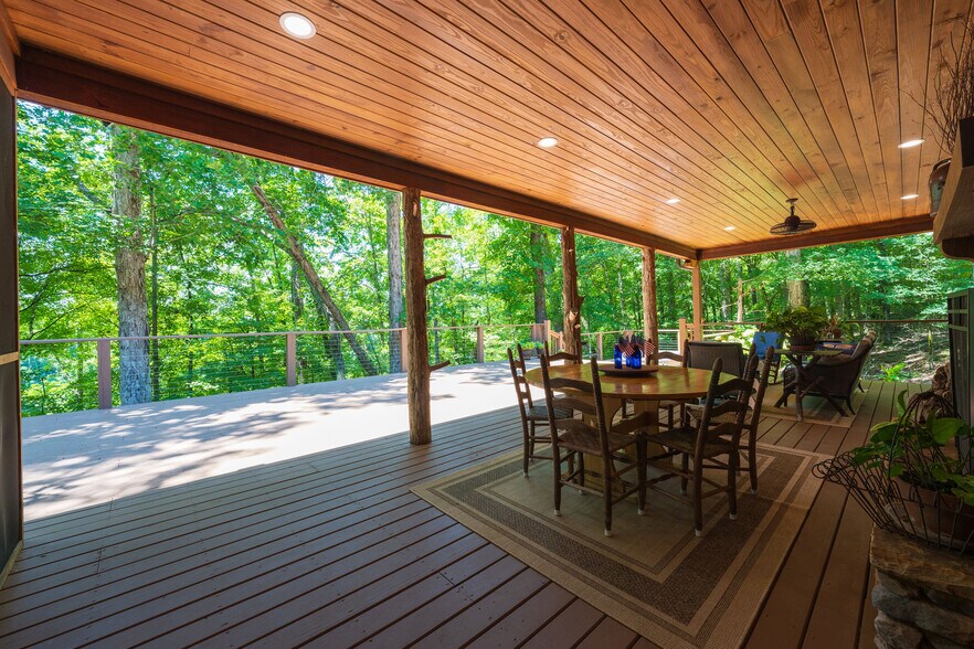 More Photos Of 1638 Old Minor Rd, Culloden Specialty For Sale