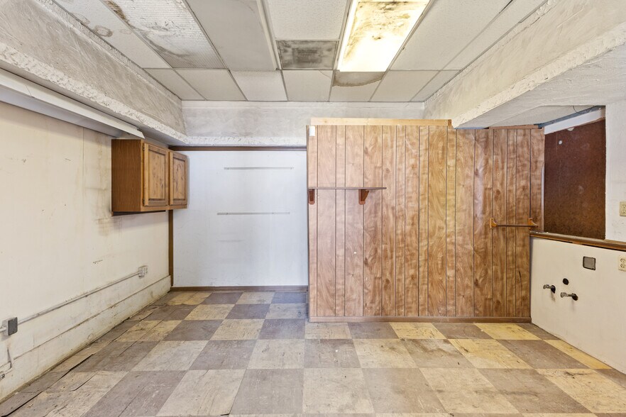 More Photos Of 421 E Santa Clara St, San Jose Storefront Retail Office For Sale