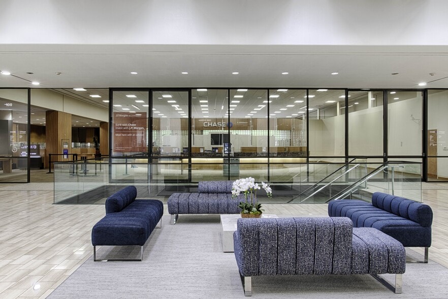 More Photos Of 100 N Central Expy, Richardson Coworking Space