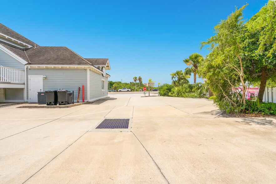 More Photos Of 51 Dunlawton Ave, Port Orange Office For Sale