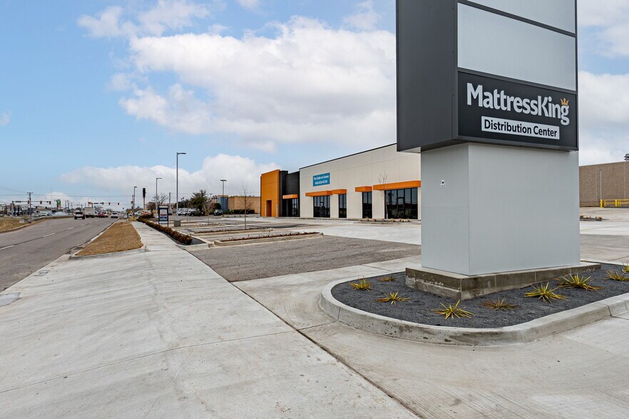 More Photos Of 4415 W Reno Ave, Oklahoma City Storefront Retail Office For Sale