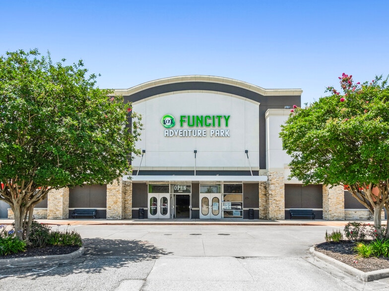 More Photos Of , Pasadena General Retail For Sale
