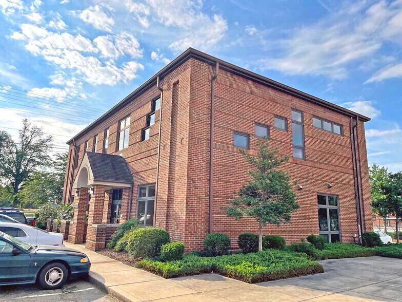More Photos Of 2222 Surrett Dr, High Point Office For Lease