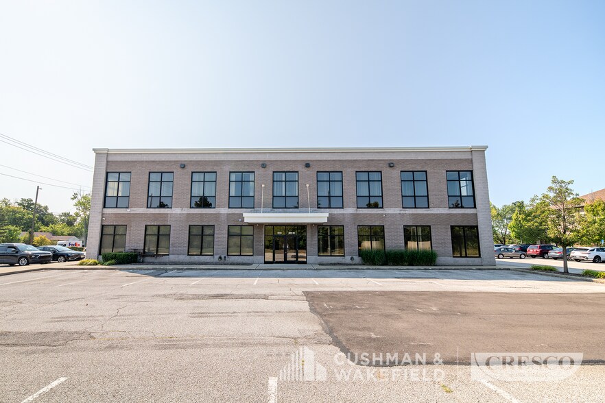 More Photos Of 4834 Richmond Rd, Warrensville Heights Office For Lease