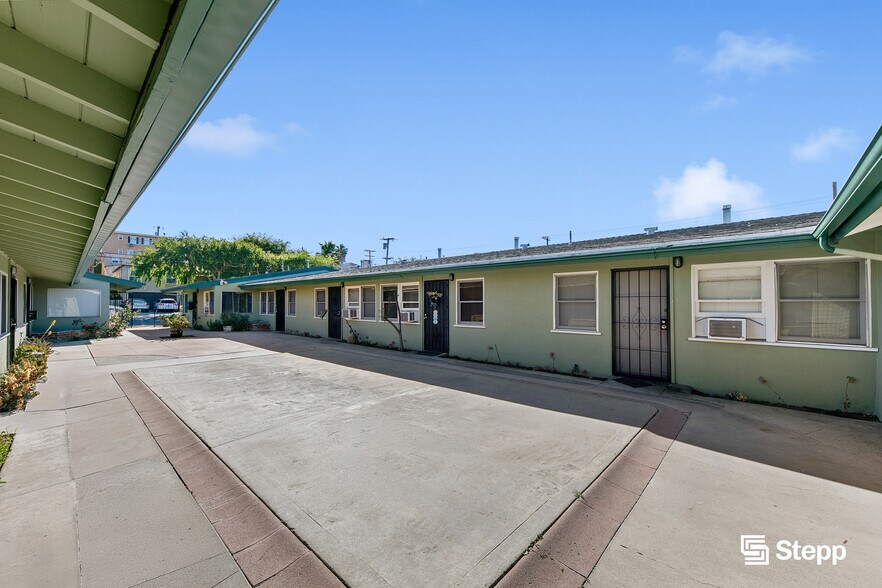 More Photos Of 1825 Stanley Ave, Signal Hill Apartments For Sale