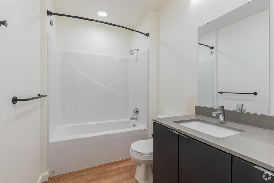 More Photos Of 550 SE Martin Luther King Jr Blvd, Portland Apartments For Lease