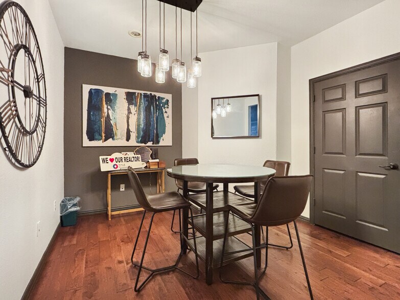 More Photos Of 2438 Lillian Miller Pky, Denton Office For Sale